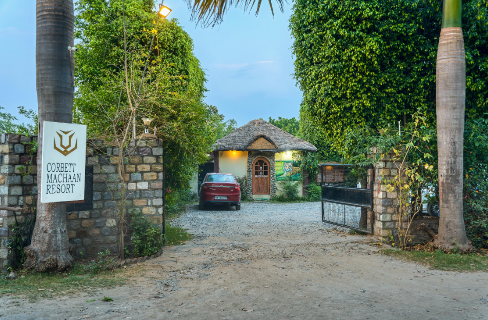Corbett Machaan Resort