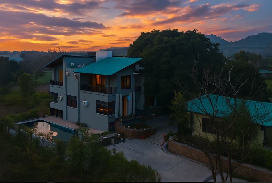 Destinn Ekaant Resort by Oma Stays