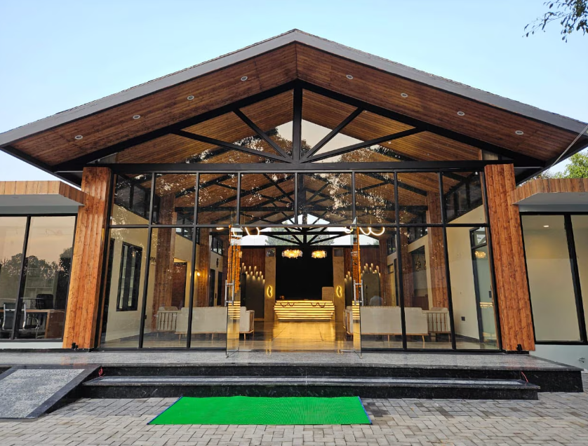 Corbett Machaan Resort