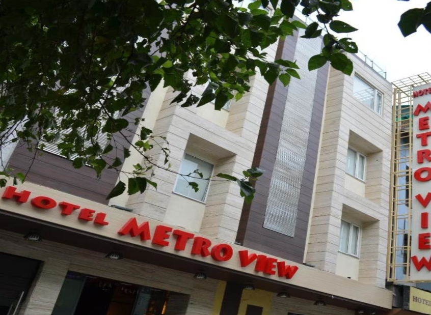Hotel Metro View