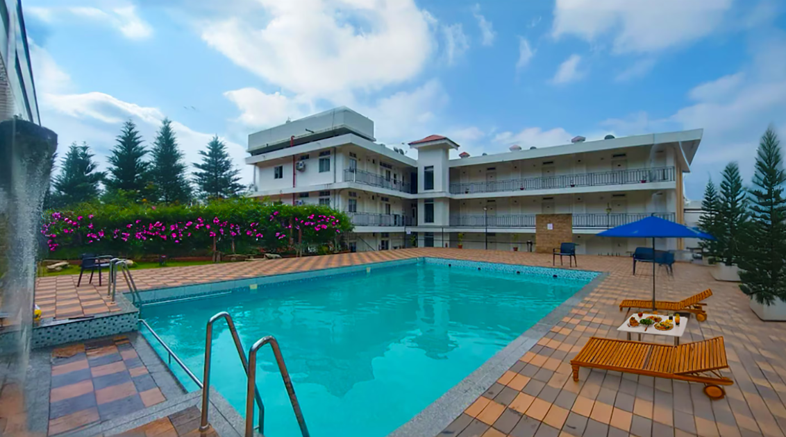 La Nicholas - Lake View (by Summit Hotels)