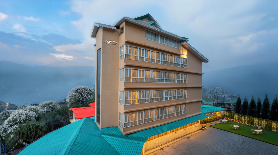 Summit Namnang Courtyard & Spa